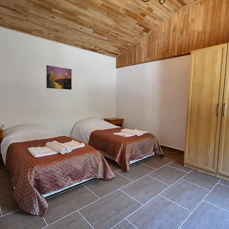 Kay4400 Teo2 2 Bedrooms